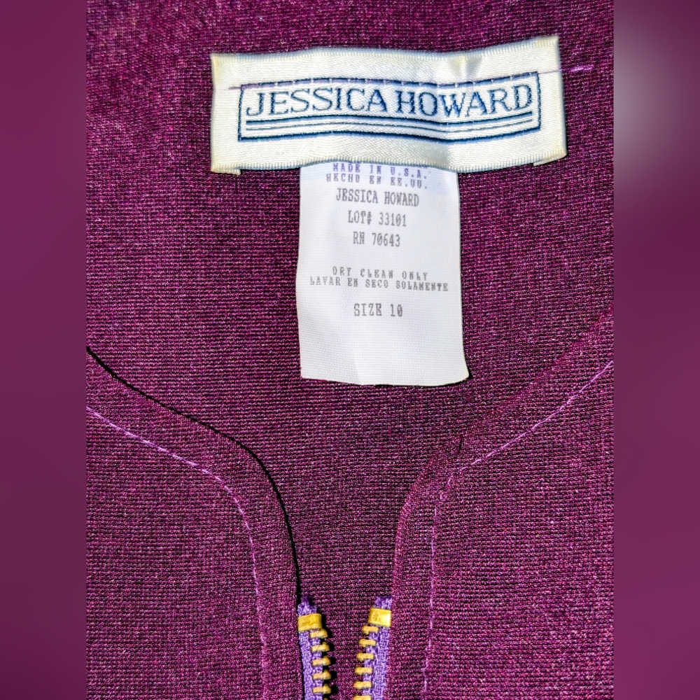 Women's Jessica Howard 2 pc skirt and jacket suit. Burgundy. Sz. 10. Like New - Picture 8 of 8